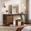 #Kleur_Bruin en zwart